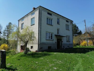 Dom w malowniczej okolicy- Stawce