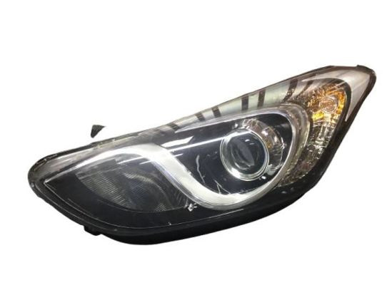 Hyundai i30 Lampa przednia 20E208 25442