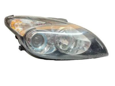 Hyundai i30 Lampa przednia 921022R010 1LL01014604 11023174245
