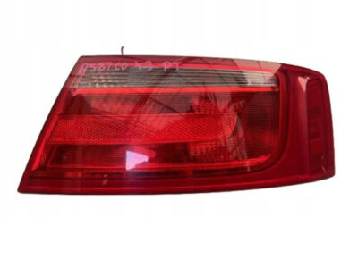 Audi A5 8T 8F Lampa tylna 8T0945096
