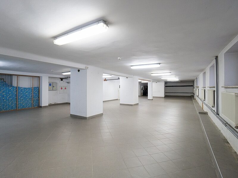Magazyn z biurem. Ogrzewany. Poziom -1. Lublin, Konstantynów