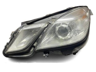 Mercedes-Benz E W212 Lampa przednia A2128208361 1LL01080003