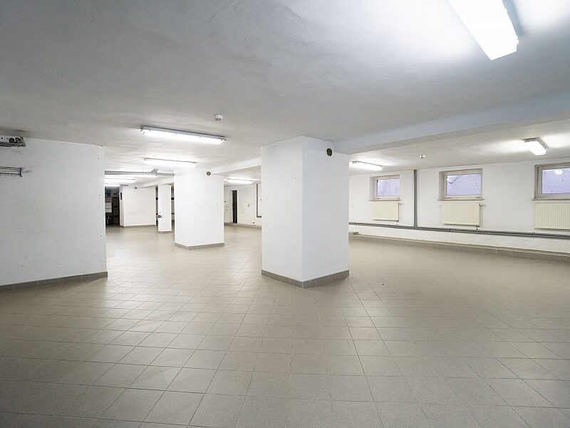 Magazyn z biurem. Ogrzewany. Poziom -1. Lublin, Konstantynów