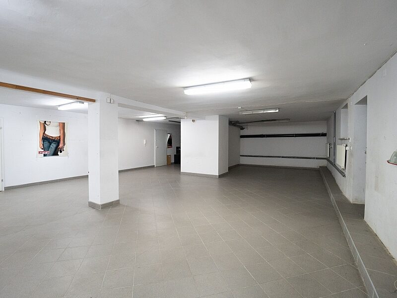 Magazyn z biurem. Ogrzewany. Poziom -1. Lublin, Konstantynów