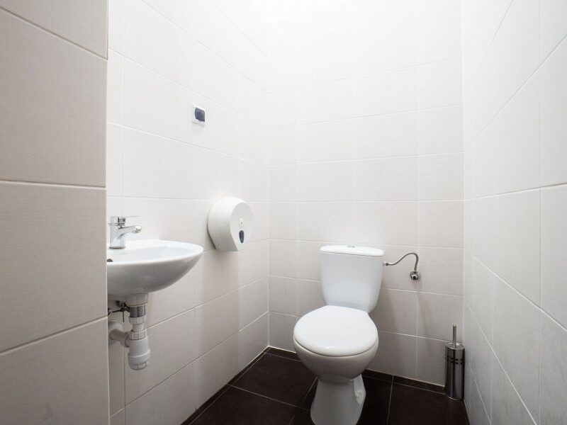Lokal - 4 pomieszczenia. Parking. Klimatyzacja. Lublin, Konstantynów