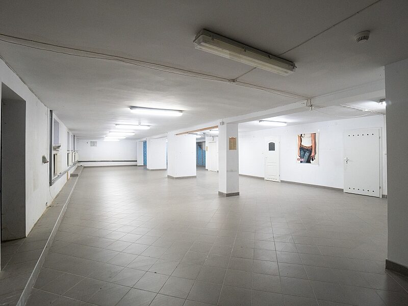Magazyn z biurem. Ogrzewany. Poziom -1. Lublin, Konstantynów