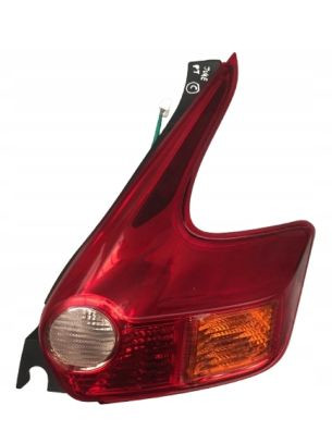 Nissan Juke I F15 Lampa tylna
