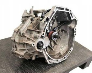 Nissan Juke I F15 Manualna 5-biegowa skrzynia biegów TL4120