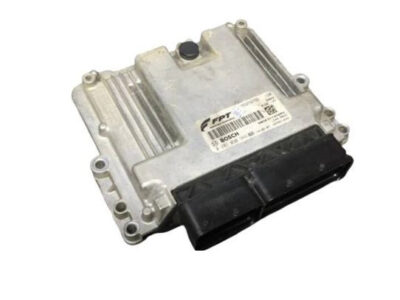 Fiat 500L Sterownik / Moduł ECU 55259756 1039S71633 0281030966