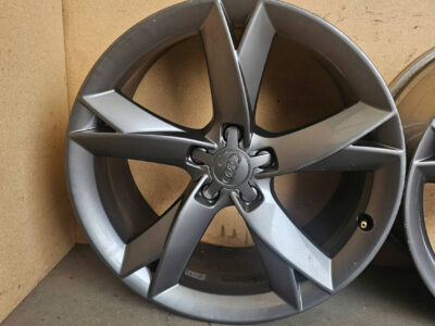 Audi A5 8T 8F Felgi aluminiowe R19 8T0601025F- 4szt