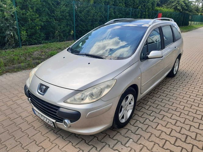 Super cena 1.6 benzyna po lifcie 7 osobowy ważne opłaty