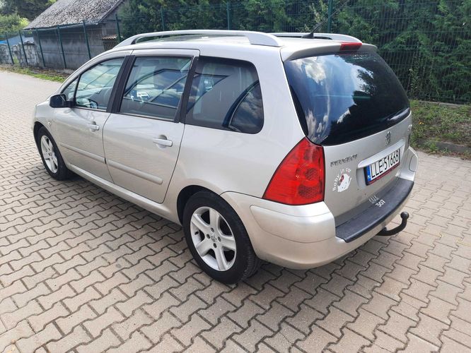 Super cena 1.6 benzyna po lifcie 7 osobowy ważne opłaty