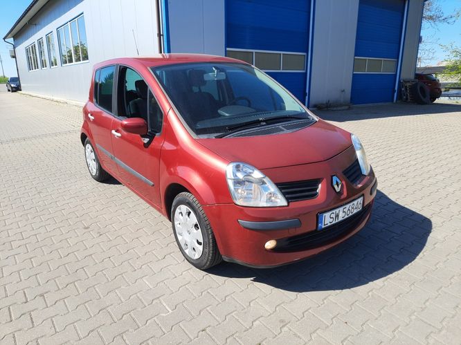 Ładny stan 1.6 benzyna klimatyzacja