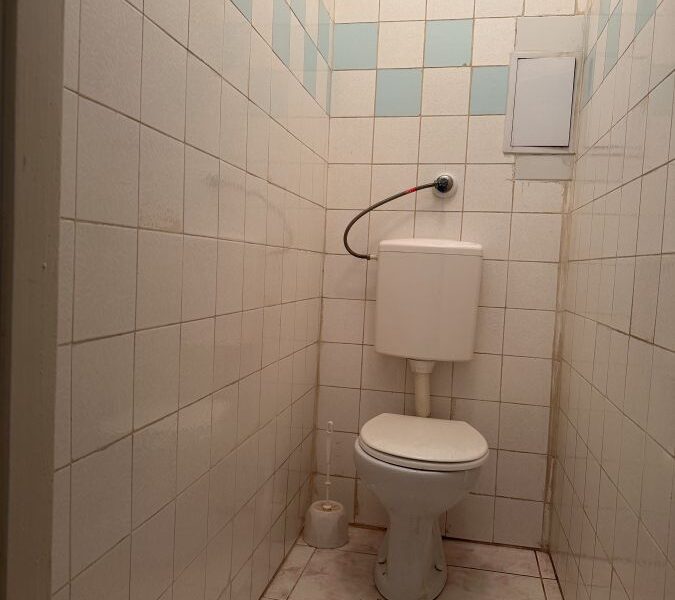 LSM mieszkanie 2 pok do remontu.