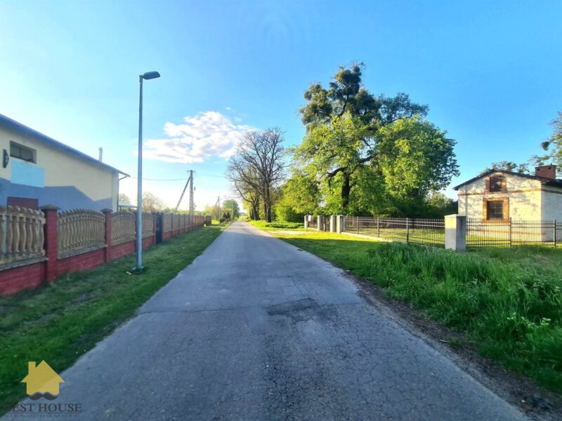 Trawniki-Kolonia - lokal na sprzedaż