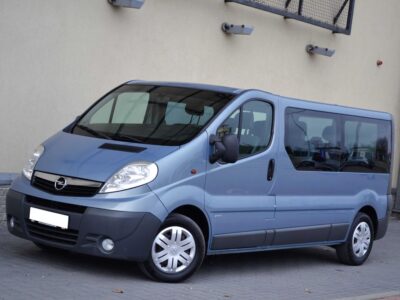 Opel Vivaro 2.0CDTi 115KM**9-osobowy**Klimatyzacja**Zadbany