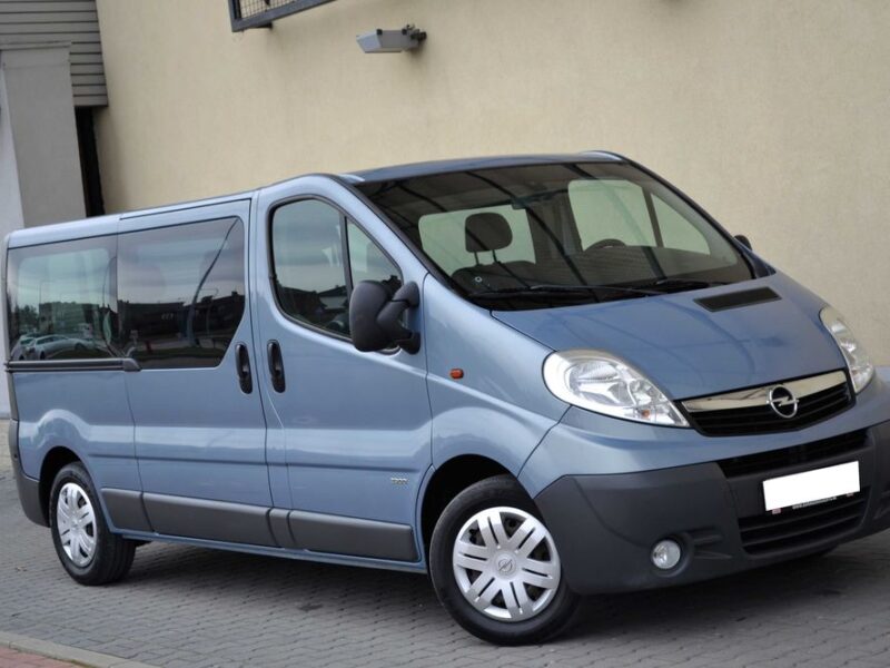 Opel Vivaro 2.0CDTi 115KM**9-osobowy**Klimatyzacja**Zadbany