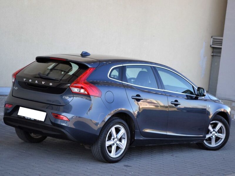 Volvo V40 2.0 D2 120KM**Ocean Race**Navi**Skóra**Virtual Cockpit