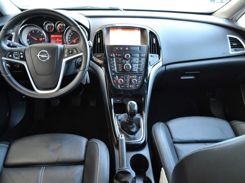 Opel Astra J 1.6CDTi 110KM**Lift**Skóra**Xenon**Navi**LED**