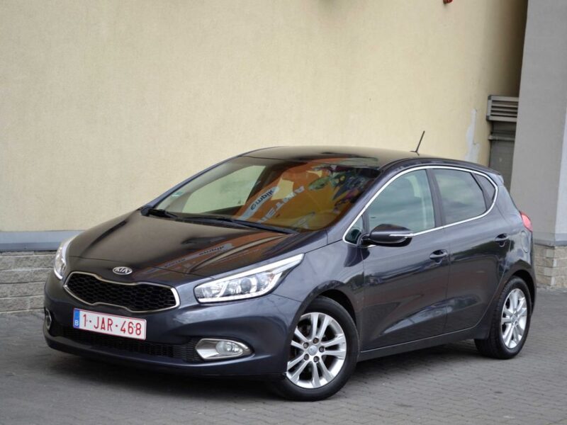 Kia Cee'd 1.6CRDI 110KM**Navi**Kamera cofania**LED**Climatronic