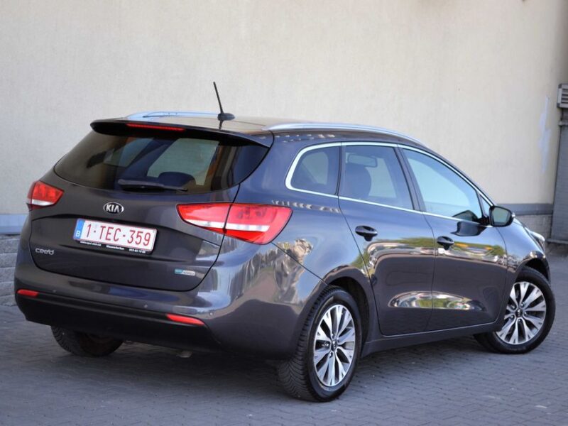 Kia Ceed 1.6CRDi 110KM Lift**Navi**Kamera cofania**LED**Climatronic