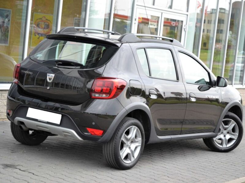 Dacia Sandero Stepway 0.9TCe 90KM**Navi**Tempomat**Czujniki parkowania