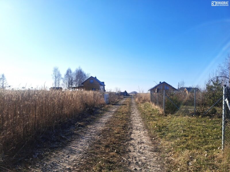 Drozdówka - działka na sprzedaż