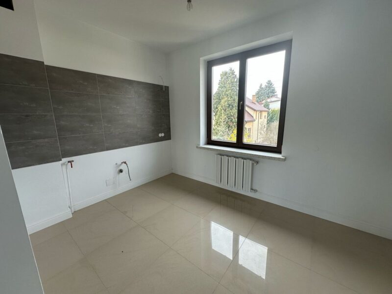 RODZINNY DOM WOLNOSTOJĄCY 408 m², PONIKWODA, LUBLIN