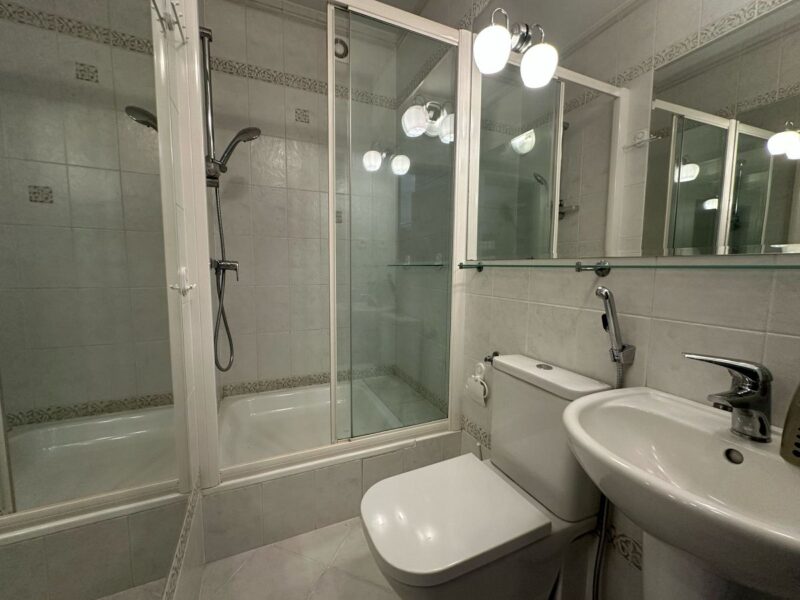 RODZINNY DOM WOLNOSTOJĄCY 408 m², PONIKWODA, LUBLIN