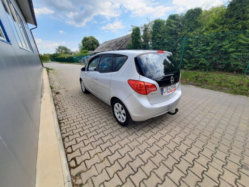 1.4 benzyna klimatyzacja mały przebieg ważne opłaty