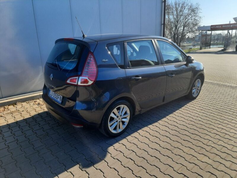 1.6 benzyna gaz mały przebieg 162TYS ważne opłaty