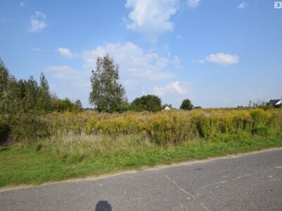 Dys - działka na sprzedaż