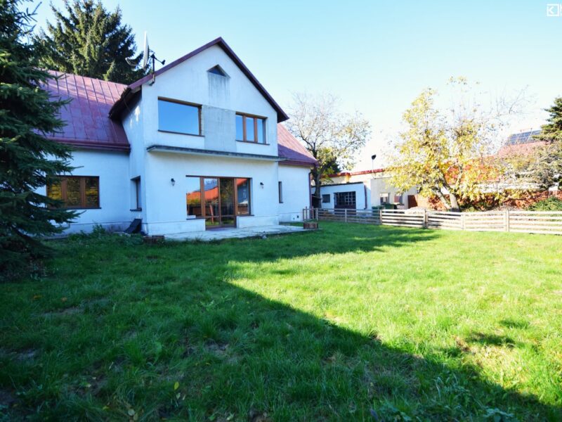 Marynin - dom na sprzedaż