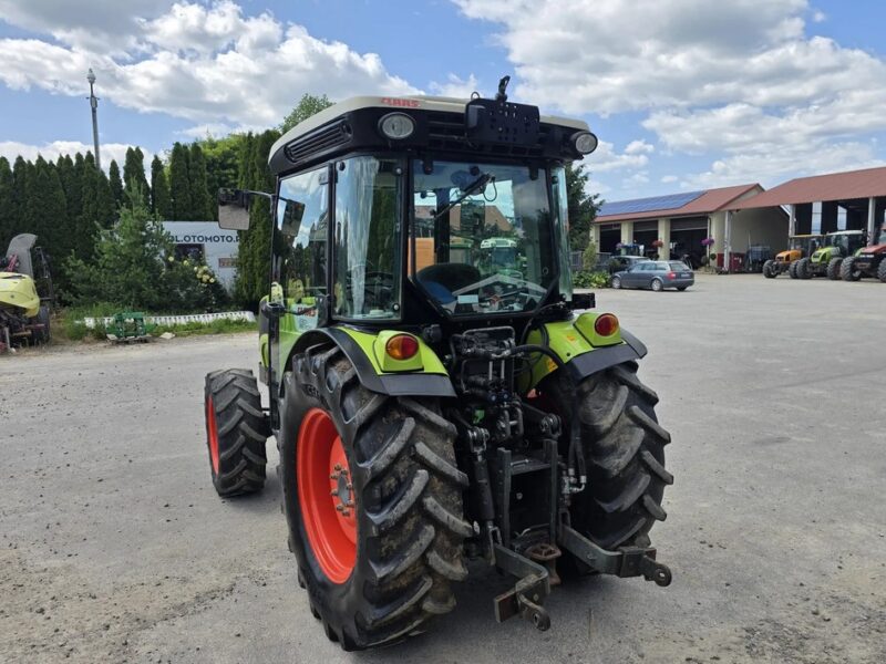 Claas Nexos 230F