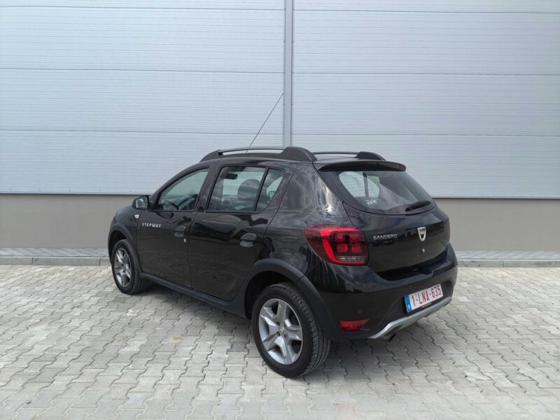 Dacia Sandero Stepway 0.9TCe 90KM**Navi**Tempomat**Czujniki parkowania