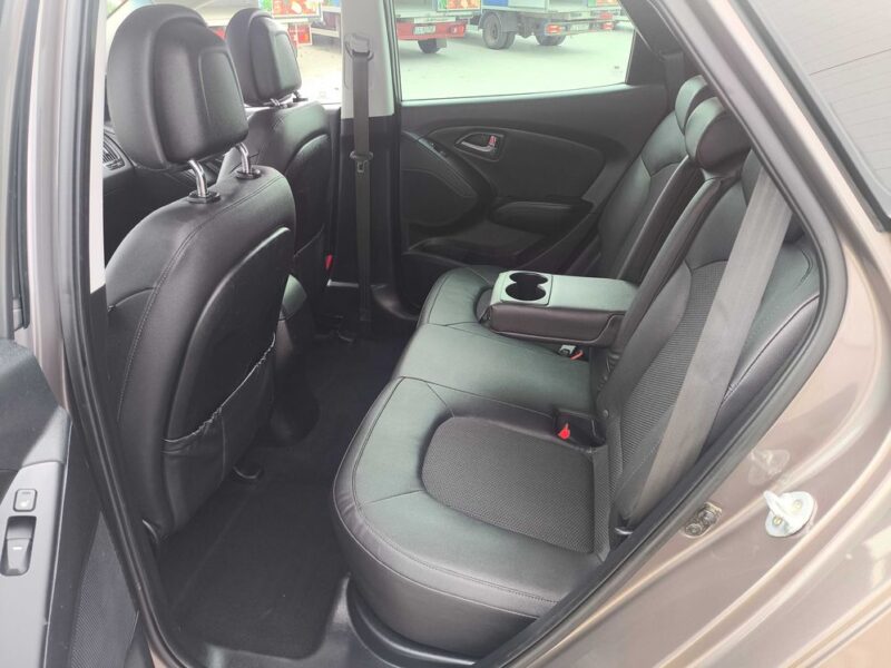 Hyundai ix35 1.6i 135KM**Lift**Pół-skóra**Navi**Kamera cofania**