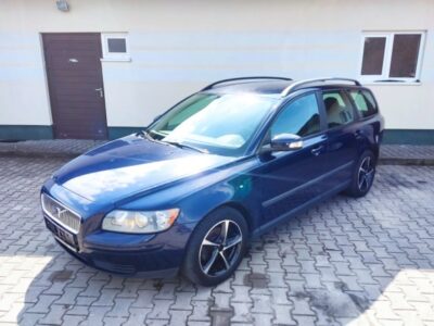 V50 1.6 diesel Alu klima opony zima