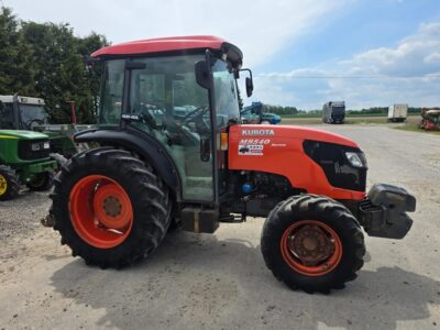 Kubota M8540 NARROW