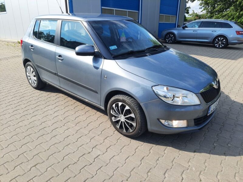Ładny stan mały przebieg 1.2 diesel ważne opłaty
