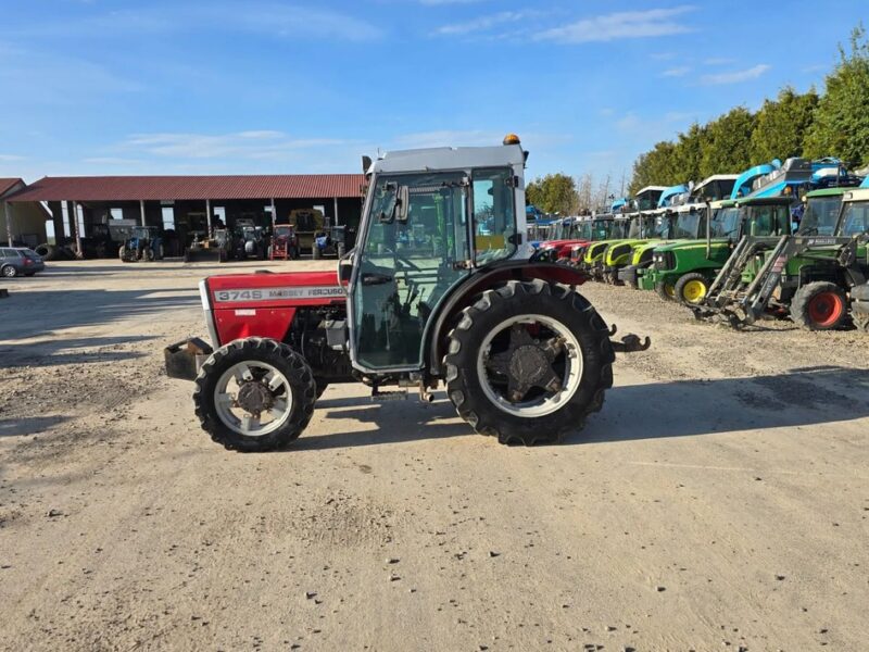 Massey Ferguson 374S