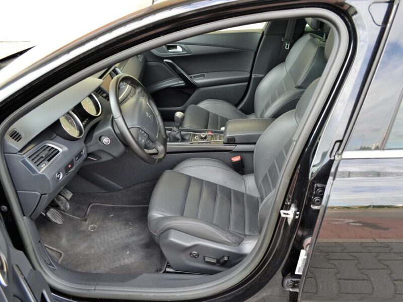 Peugeot 508sw 2.0HDI 136KM**Panorama**Xenon**Skóra**Navi**Keyless