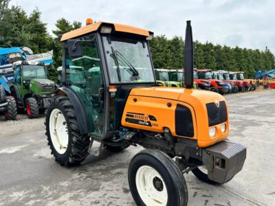 Renault Dionis 130