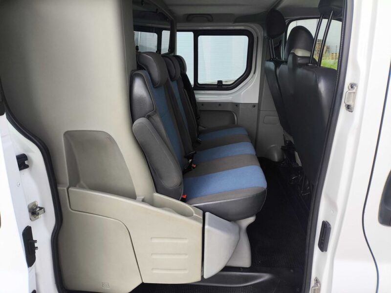 Renault Trafic 2.0 DCi 115KM**Brygadówka 6-osobowy**Klimatyzacja**Lift