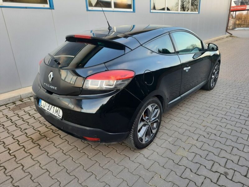 Wersja coupe Ładny stan 1.5 diesel bogata wersja ważne opłaty