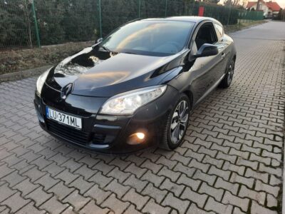 Wersja coupe Ładny stan 1.5 diesel bogata wersja ważne opłaty