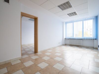 Biuro 33 m2. 2 pokoje.