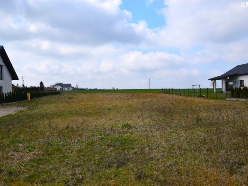 Nasutów - działka na sprzedaż