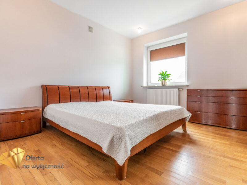 4 pokoje, 2 balkony, miejsce postojowe Czechów