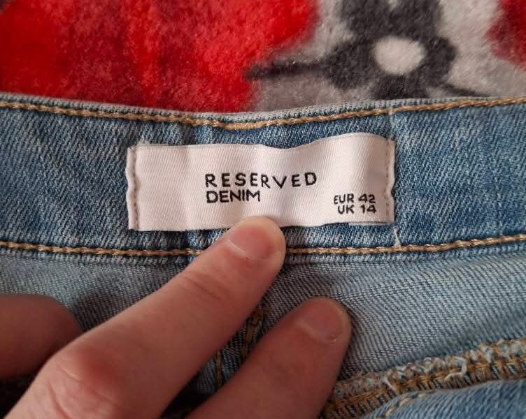 Sprzedam damskie spodnie