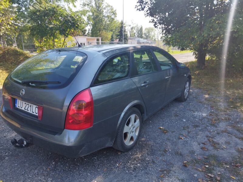 Nissan Primera P12